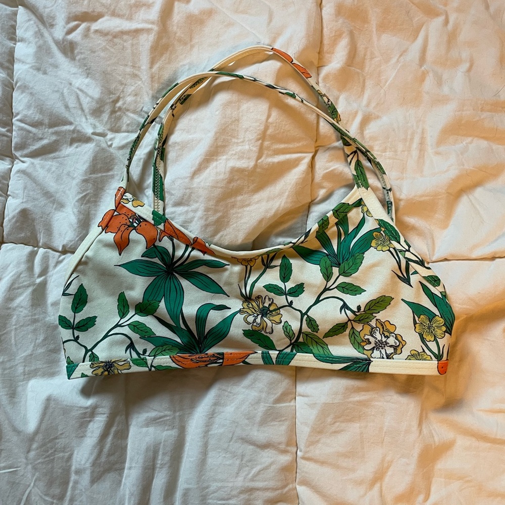 Jolyn bikini swim top size small flower pattern